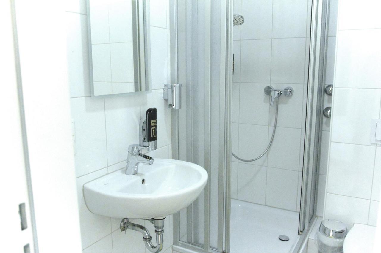 Bestprice Hotel Aachen Hauptbahnhof Екстер'єр фото