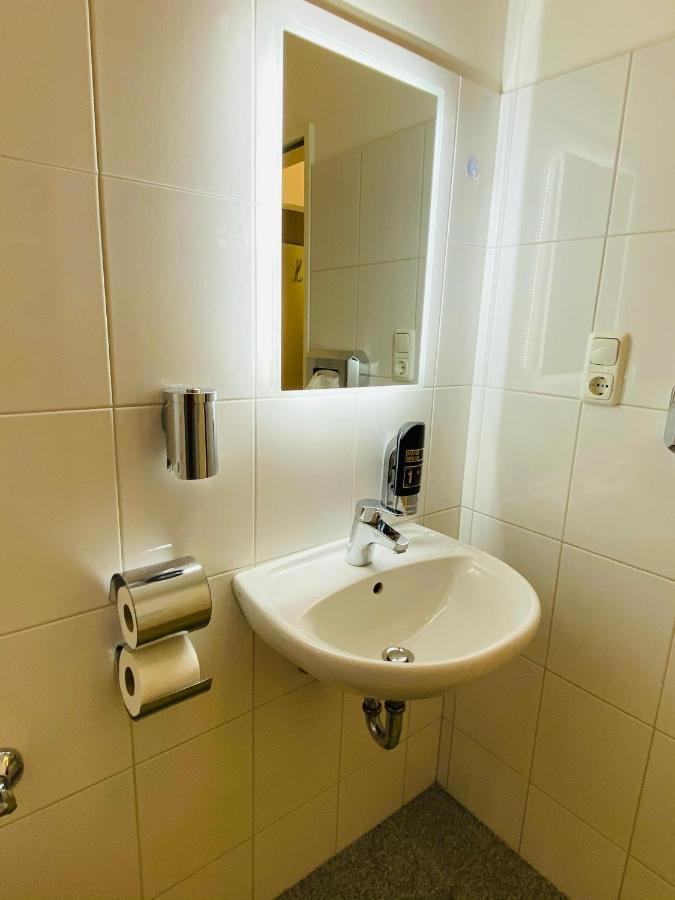 Bestprice Hotel Aachen Hauptbahnhof Екстер'єр фото